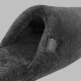 ESBEN_GREY_MEN_SLIPPERS_DTL_0942