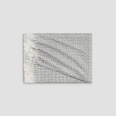 roshe_grey_throw_islt_19dc